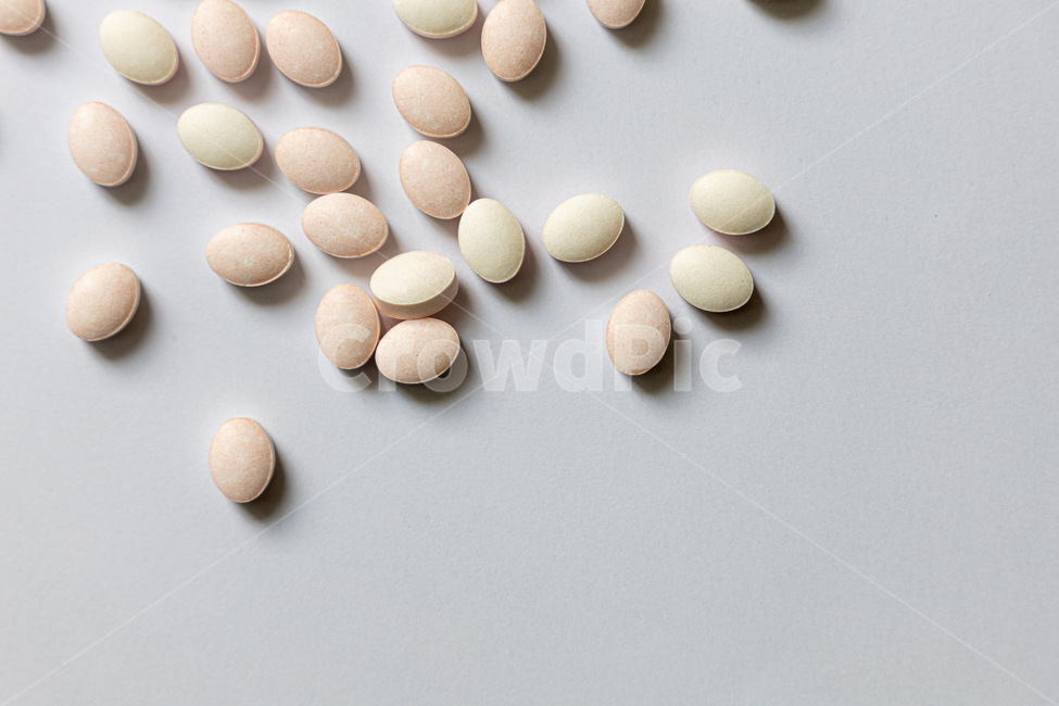 addiction,antibiotic,capsule,care,closeup,concept,cure,dose,drug,group,healthcare,hospital,ill,medical,medicament,medicine,pain,painkiller,pharmaceutical,prescription,recovery,science,supplement,treatment,vitamin,약물치료,알약,비타민,약,약물,치료,처방,치유,영양제