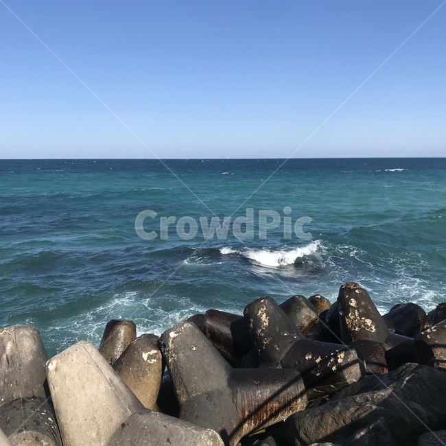 강릉,바닷가,파도,방파제,푸른,자연,풍경,nature,landscape,outdoors,옥외,water,물,sea,바다,ocean,대양,promontory,곶