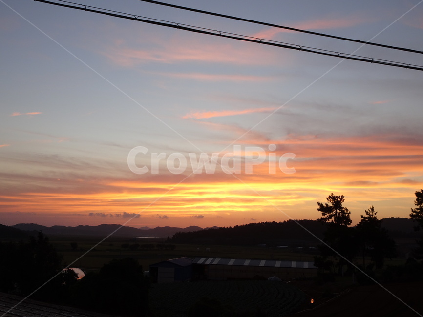 하늘,태양,노을,해,시골,자연,풍경,nature,landscape,outdoors,옥외,dawn,새벽,red sky,붉은 하늘,sunset,일몰,sky,dusk,황혼