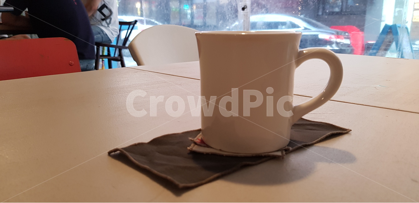 커피,카페,식탁,커피잔,그림자,컵,컵받침,커피받침,테이블,커피,카페,coffee,cafe
