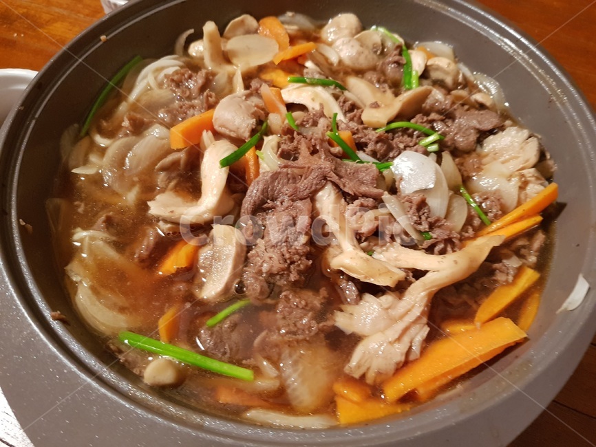 버섯불고기,불고기,음식,국물,냄비