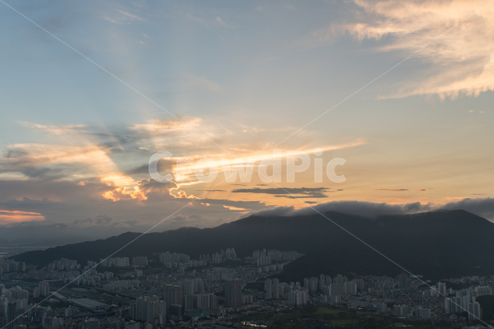 일몰,산,빛,구름,황령산,도시,풍경,city,landscape,한국도시풍경,한국도시경관,korea cityscape,nature,자연,경치,outdoors,옥외,scenery,aerial view,조감도