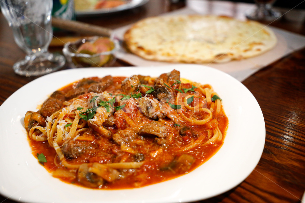 스파게티,토마토,파스타,pasta,국수,면,레스토랑,permasan,restaurant,이탈리안음식,식재료,food,cook,meal,dishes,noodles,양식,서양음식,서양요리,저녁,음식,식재료,요리,food,cook,meal,dishes,food reserves
