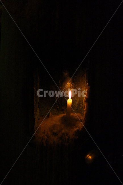 초,촛불,빛,양초,어둠,외로움,쓸쓸함,따뜻함,감성,배경,캔들,candle,light,candlelight,사물,물건,오브젝트,thing,object,matter