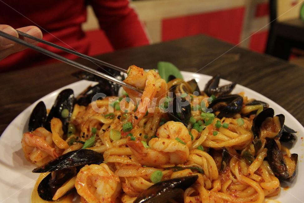 음식,식사,스리라차,국수,볶음국수,맛집,음식,식재료,요리,food,cook,meal,dishes,food reserves,면류,면요리,noodles