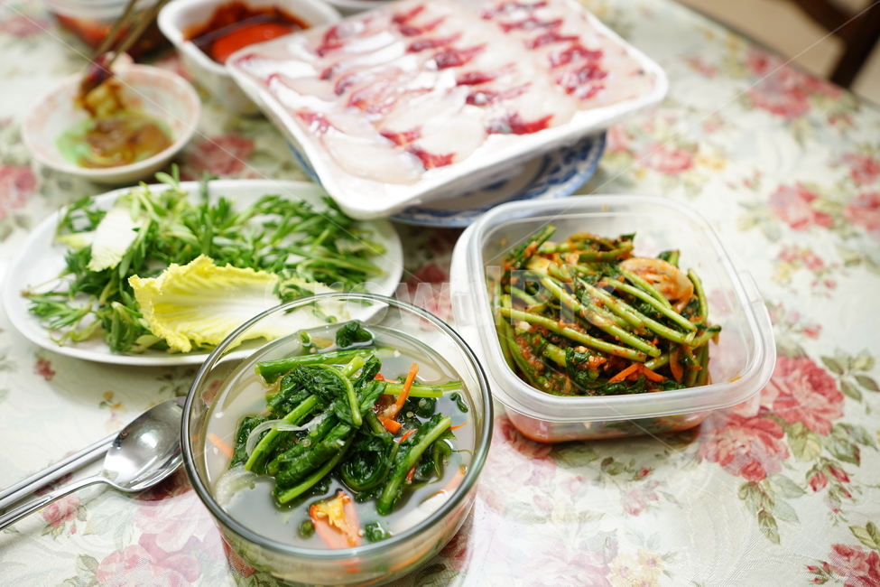 김치,열무,열무김치,반찬,한식,식단,먹거리,한국음식,집밥,반찬거리,음식,푸드,식사,우리집반찬,음식,식재료,요리,food,cook,meal,dishes,food reserves,채소,야채,vegetables,한식,한국음식,한국요리,korean food,korean dishes,korean meal,korean cook