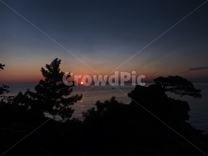 nature,자연,redsky,붉은하늘,sunset,새벽,황혼,일몰,일출,하늘,하조대,자연,풍경,nature,landscape,outdoors,옥외,red sky,붉은 하늘,sky,dusk,dawn