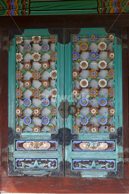 절,문,세월,단청,문고리,한국전통,한국문화,korean traditional,korean culture