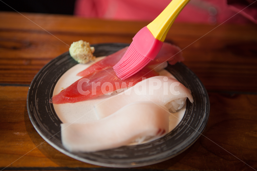 meka road,bluefin tuna,Japanese food,food,tuna sushi,Korean food,sushi,Sushi,sashimi,akami,flounder sushi