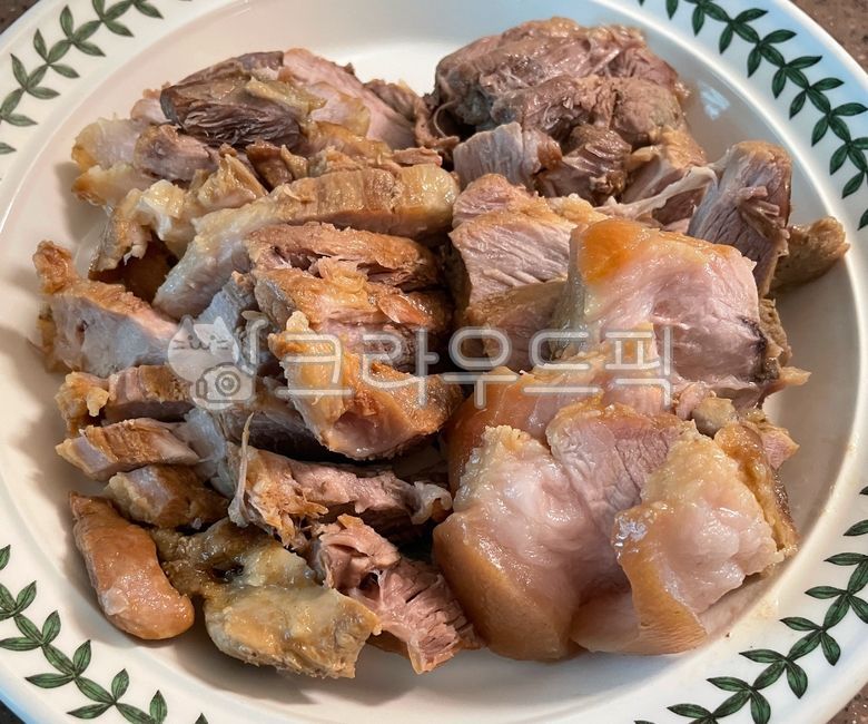 수육,보쌈,김장보쌈,김장수육,돼지고기,돼지,고기,육류,삼겹살,오겹살,뒷다리살,앞다리살,음식,요리,식사,식재료,먹방,한식,한국음식,한국요리,dish,food,meal,cook,koreanfood,pork,meat