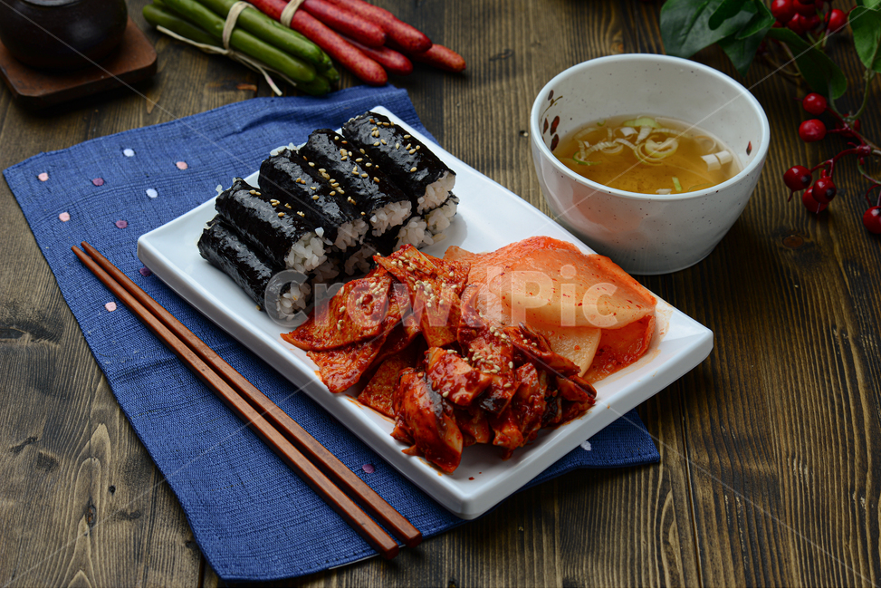 food,음식,seasoning,양념,충무김밥,김치,한식