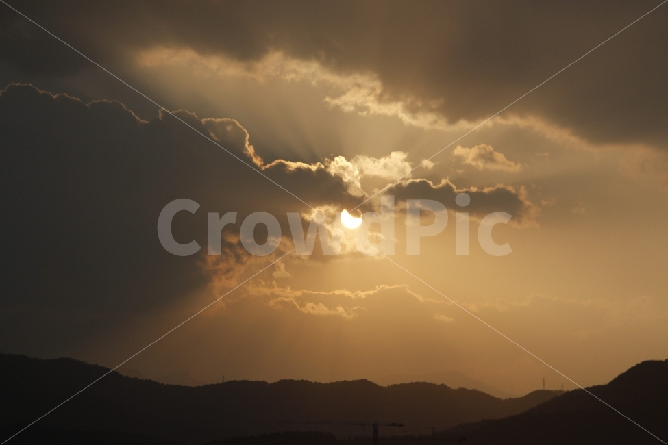 빛내림,황혼시간,구름,황금빛,태양,자연,풍경,nature,landscape,flare,플레어,light,빛,sunlight,햇빛