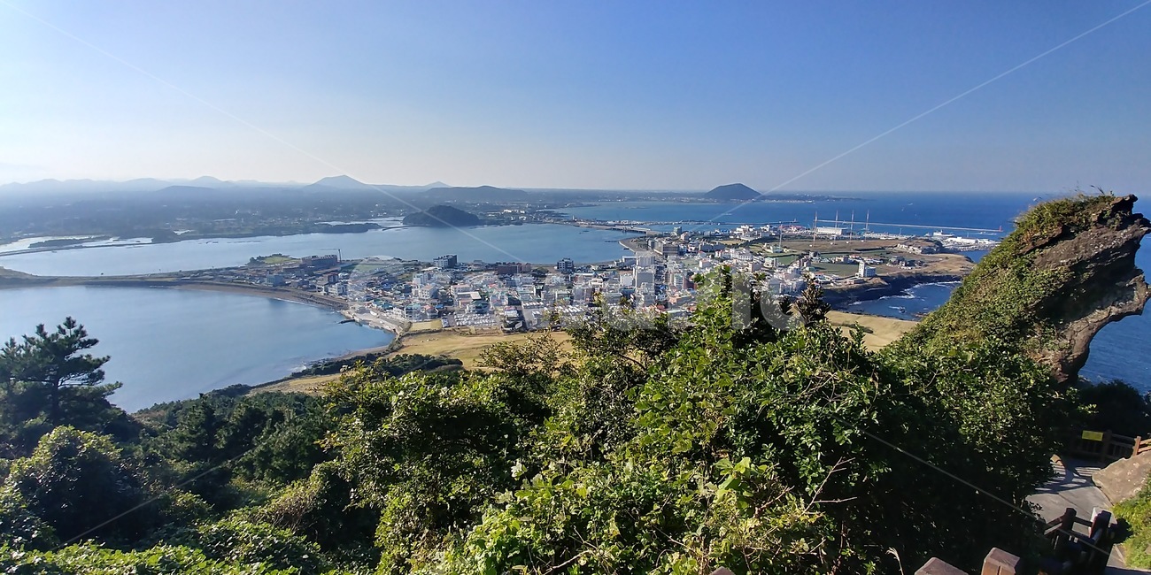 제주도,여유,바다,풍경,오름,성산일출봉,제주도,jeju,jeju island,도시,풍경,city,landscape,한국도시풍경,한국도시경관,korea cityscape,nature,자연,outdoors,옥외,경치,scenery,aerial view,조감도,vegetation,초목,plant,식물