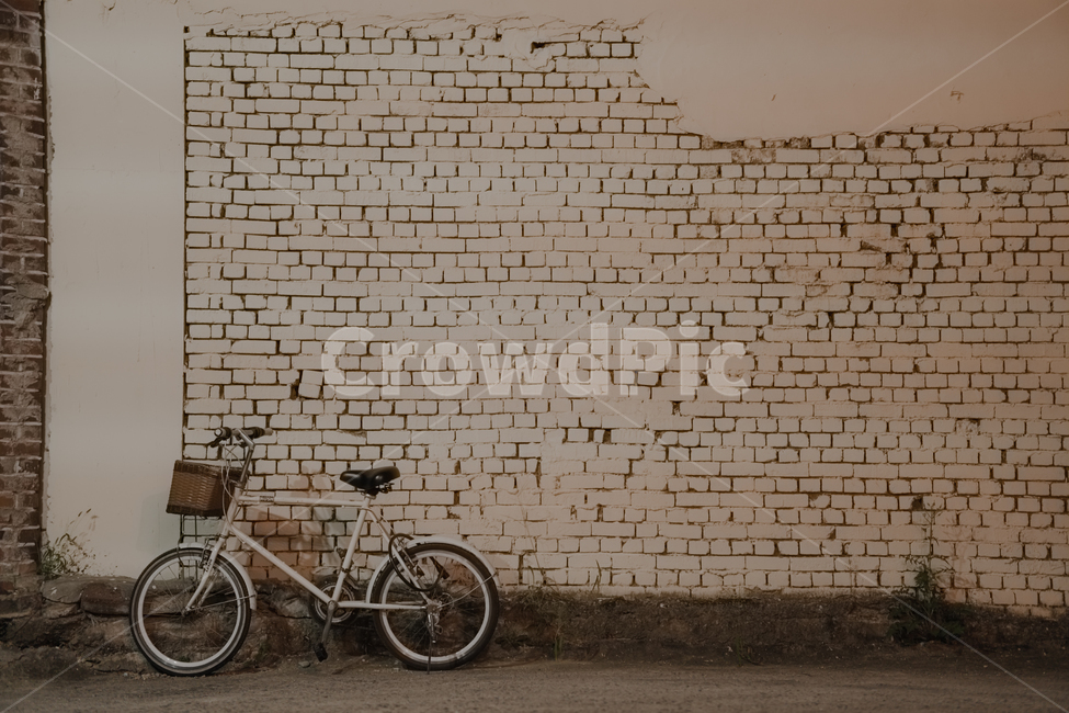 골목풍경,자전거,벽돌배경,bicycle,brick