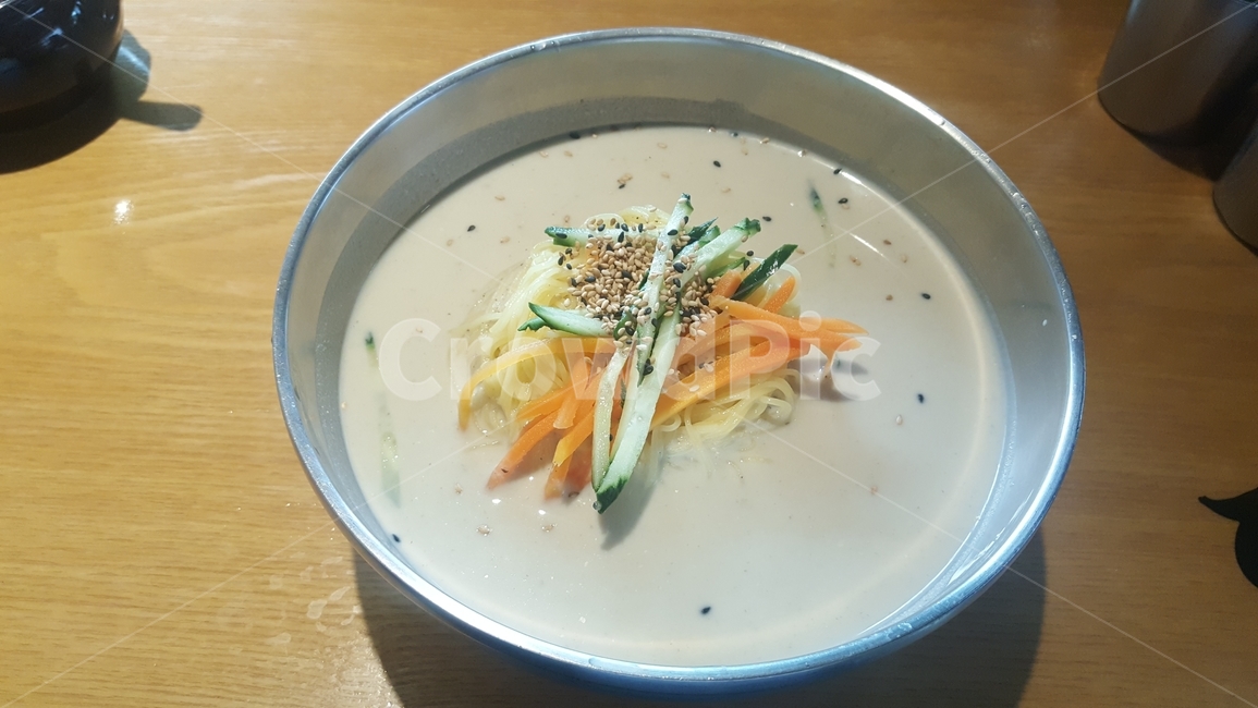 콩국수,음식,여름음식,여름국수,콩국,콩국쑤,무더위,국수,음식,식재료,요리,food,cook,meal,dishes,food reserves,면류,면요리,noodles,한식,한국음식,한국요리,korean food,korean dishes,korean meal,korean cook