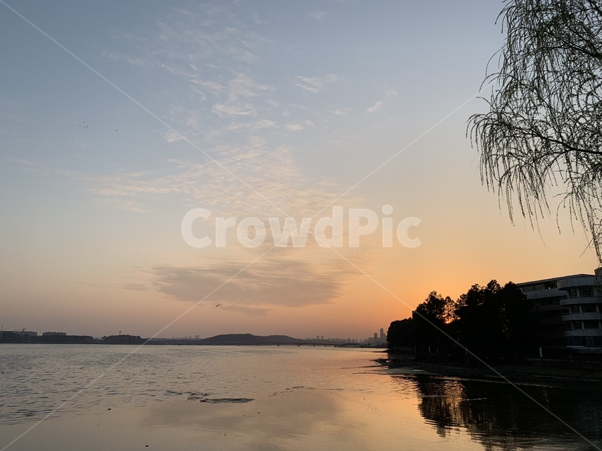 노을,풍경,자연,하늘,일몰,자연,풍경,nature,landscape,outdoors,옥외,sky,dusk,황혼,sunset,dawn,새벽,red sky,붉은 하늘