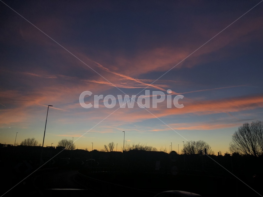nature,자연,outdoors,sky,하늘,dawn,새벽,dusk,황혼,redsky,붉은하늘,sunset,일몰,구름,해외,풍경,landscape