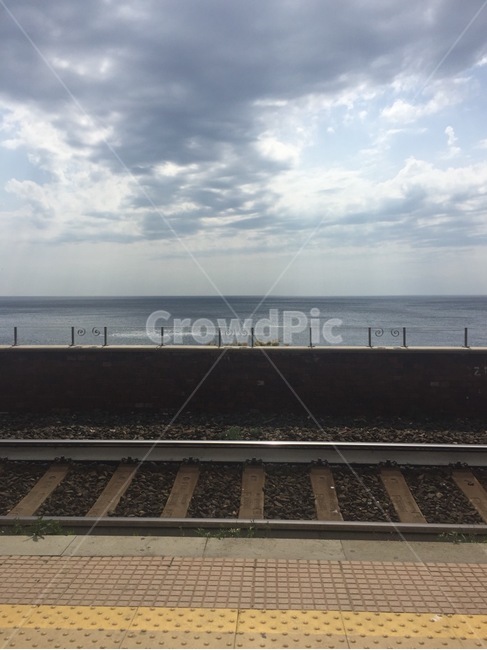 하늘,기차길,기찻길,철도,감성,풍경,구름,일상,배경화면,자연,풍경,nature,landscape,railway,rail,레일,transportation,교통,train track