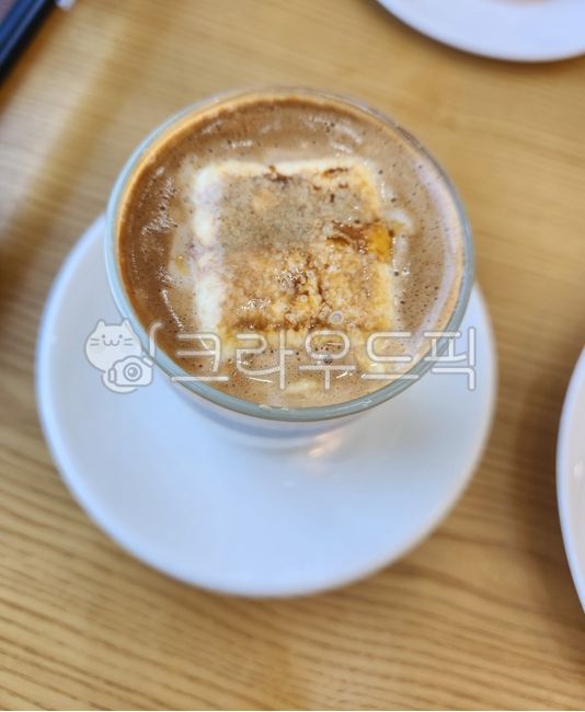 Ice Cream Latte,coffee,beverage,Latte,cup