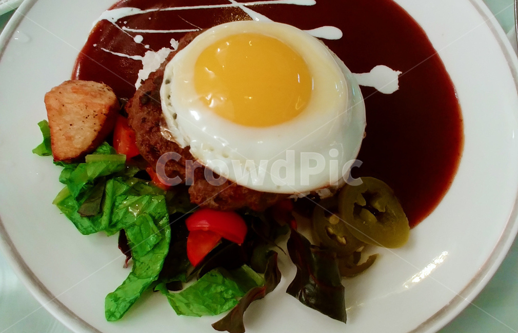 함박스테이크,양식,함박,경양식,소고기,스테이크,계란후라이,음식,식재료,요리,food,cook,meal,dishes,food reserves,양식,서양음식,서양요리,western food,western dishes,western meal,western cook