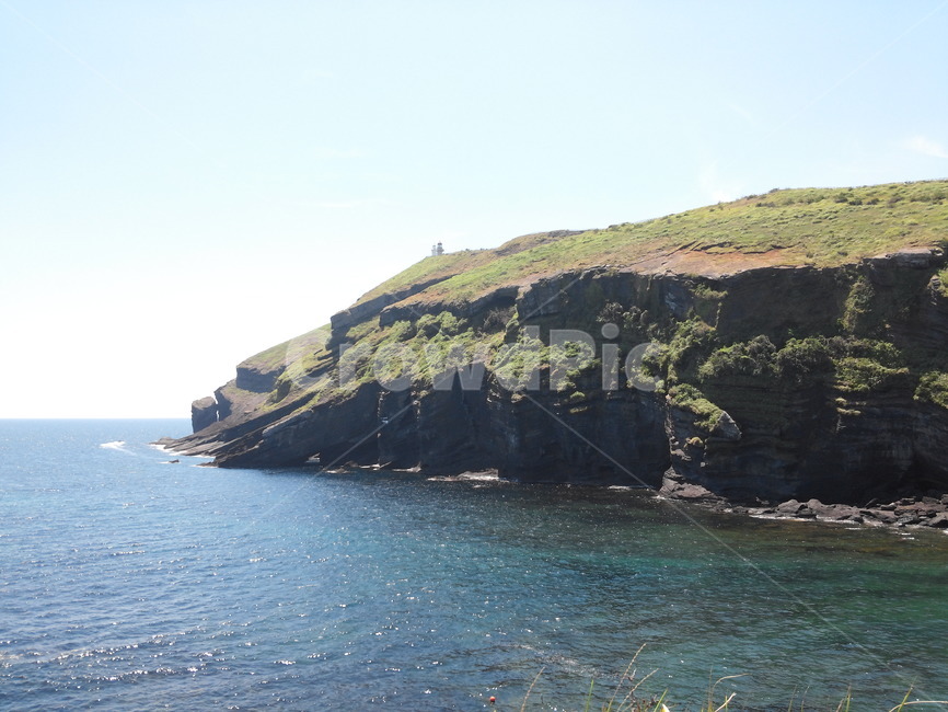 섬,바위,바다,풍경,배경,햇빛,자연,풍경,nature,landscape,promontory,곶,land,땅,outdoors,옥외,shoreline,해안선,water,물,ocean,대양,sea