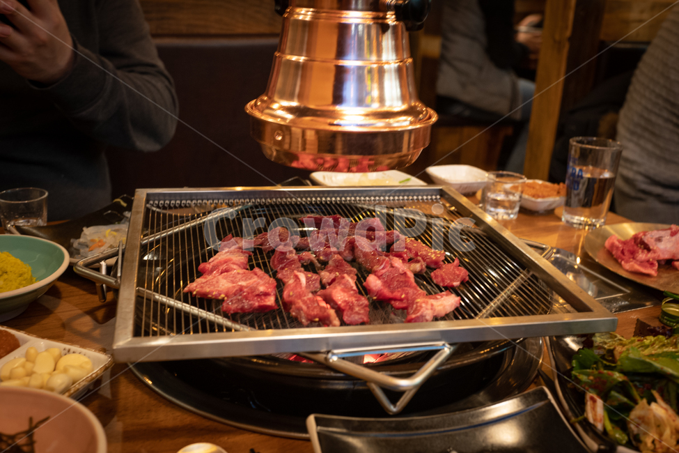 회식,고기,숯불,안주,음식,화로,음식,식재료,요리,food,cook,meal,dishes,food reserves,육류,고기,meat,한식,한국음식,한국요리,korean food,korean dishes,korean meal,korean cook