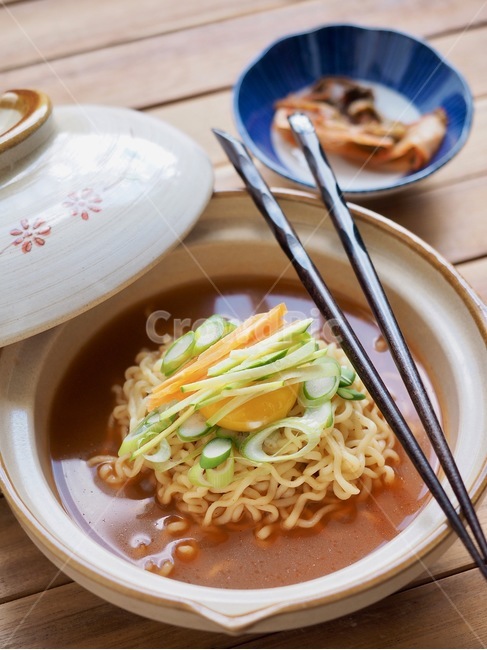 lunch,East Asian Culture,Cooking,egg,Food and Beverage,healthy eating life,chopsticks,green onion,bowl,food,meal,korea,ramen,Asia,background,Korean food,Instant noodles