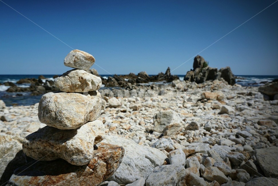 돌탑,소원,바닷가,자갈돌,파란하늘,자연,탑쌓은,돌무더기,rubble