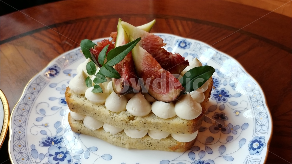 디저트,플레이팅,케이크,케잌,무화과,파운드케이크,파운드케잌,dessert,간식,맛있는,달콤한,분위기,접시,음식,food,생크림,빵,후식,cream,cook,cake,카페,cafe,데코레이션,decoration,음식,식재료,요리,food,cook,meal,dishes,food reserves,디저트,간식,후식,dessert,snack