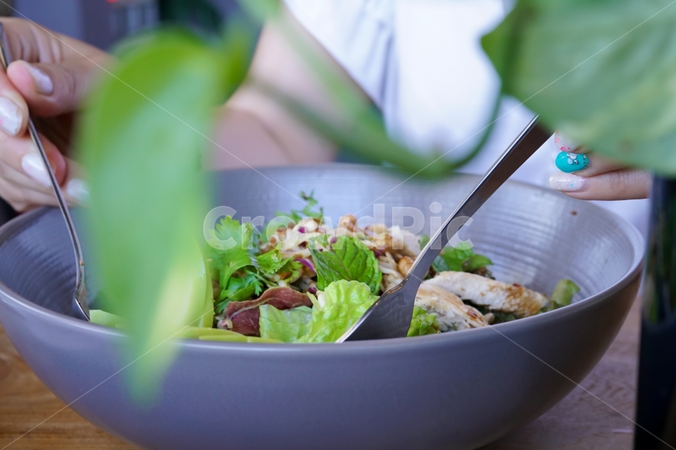 브런치,샐러드,웰빙,건강,건강식단,건강한생활,맛집,healthylife,healthyfood,카페,커피,주말,주말아침,아침,여유,브런치카페,건강한습관,음식,식재료,요리,food,cook,meal,dishes,food reserves,채소,야채,vegetables
