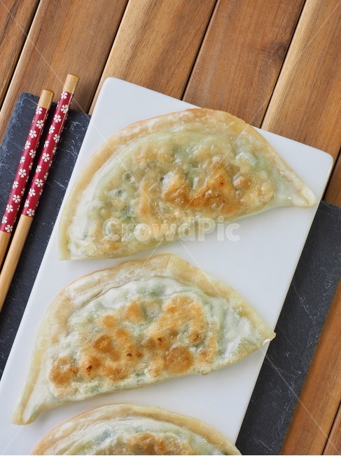 만두,군만두,중식,식품,한국문화,음식,배경,음식문화,문화,아시아,아시아음식,접시,전통,납짝만두,구운만두,음식,식재료,요리,food,cook,meal,dishes,food reserves