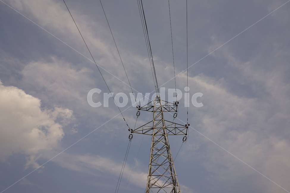 하늘,전선,송전탑,송전,전기,구름,파란,야외,구조물,산업,industry,industrial,에너지산업,energy industry