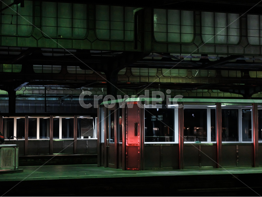 독일,기차역,밤기차,야경,유럽,야경,밤,풍경,nightscape,night,landscape,door,문