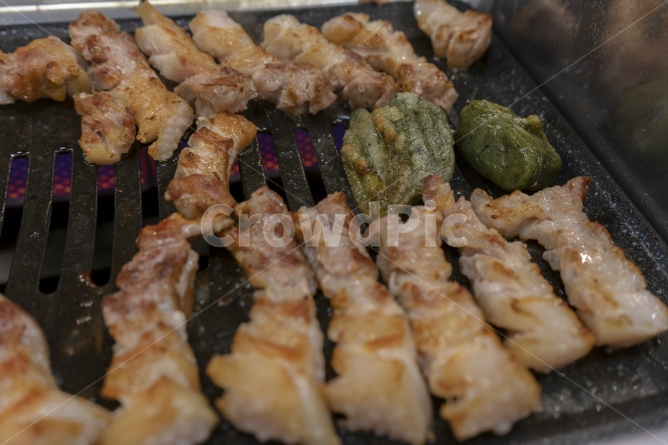 삼겹살,돼지고기,한국음식,한식,구이요리,불판,grilledporkbelly,koreanfood,grill