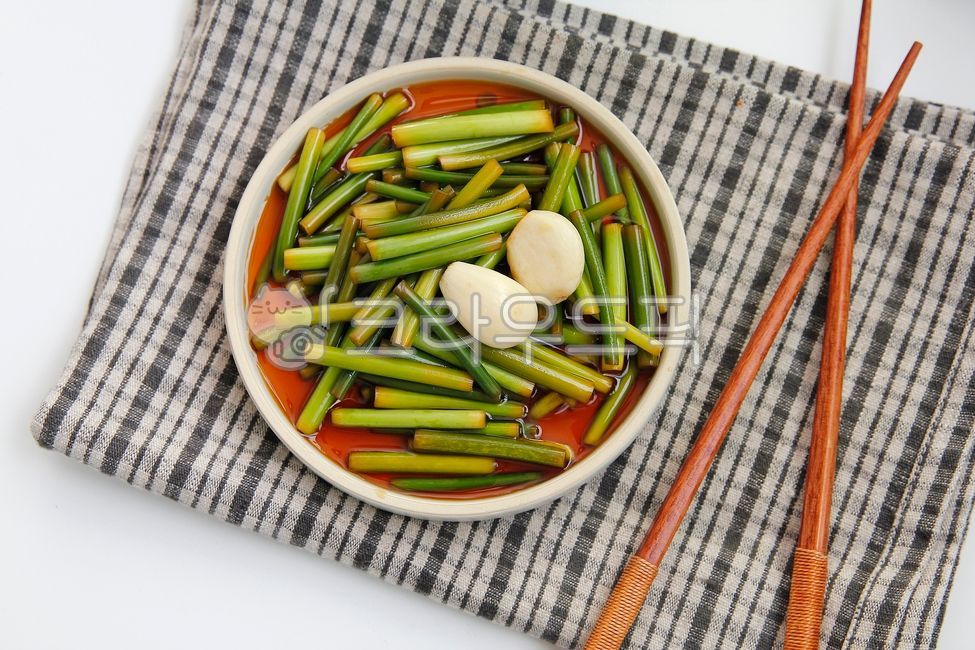 side dish,Pickled garlic seed,Garlic sprouts,cooking,Garlic pickled vegetables,Pickles,food