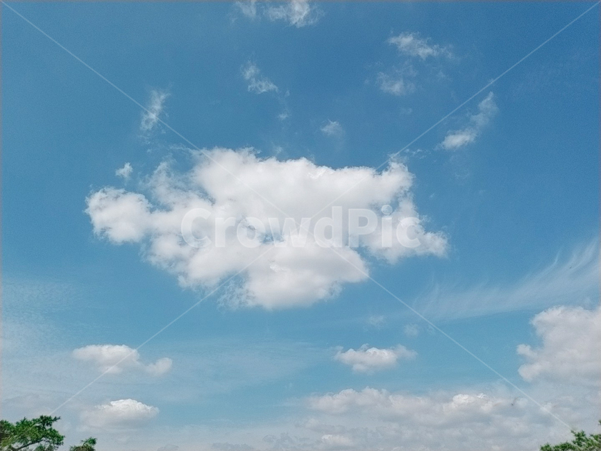 nature,자연,outdoors,옥외,azuresky,푸른하늘,sky,하늘,구름,파람,파란색,흰색,cloud,weather,날씨,cumulus,적운