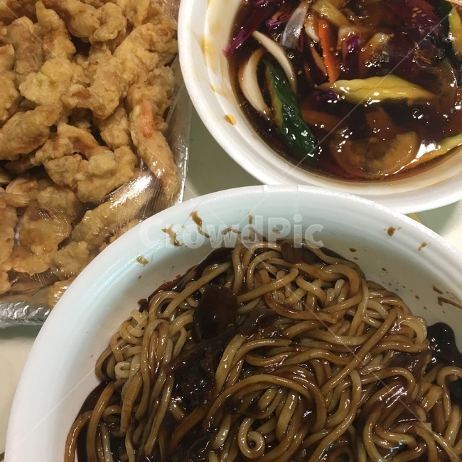 짜장면,탕수육,중식,야식,먹방,단무지,짜탕,food,음식확대샷,곱배기,짜장면곱배기,레몬탕수육