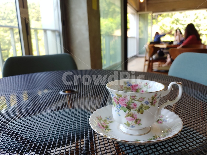 커피,카페,찻잔,꽃,꽃무늬,원두커피,티타임,teatime,coffee,cafe,cafeteria,rest,flower