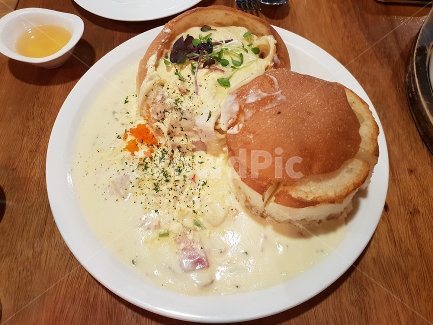 먹방,데이트코스,빵,면,빠네