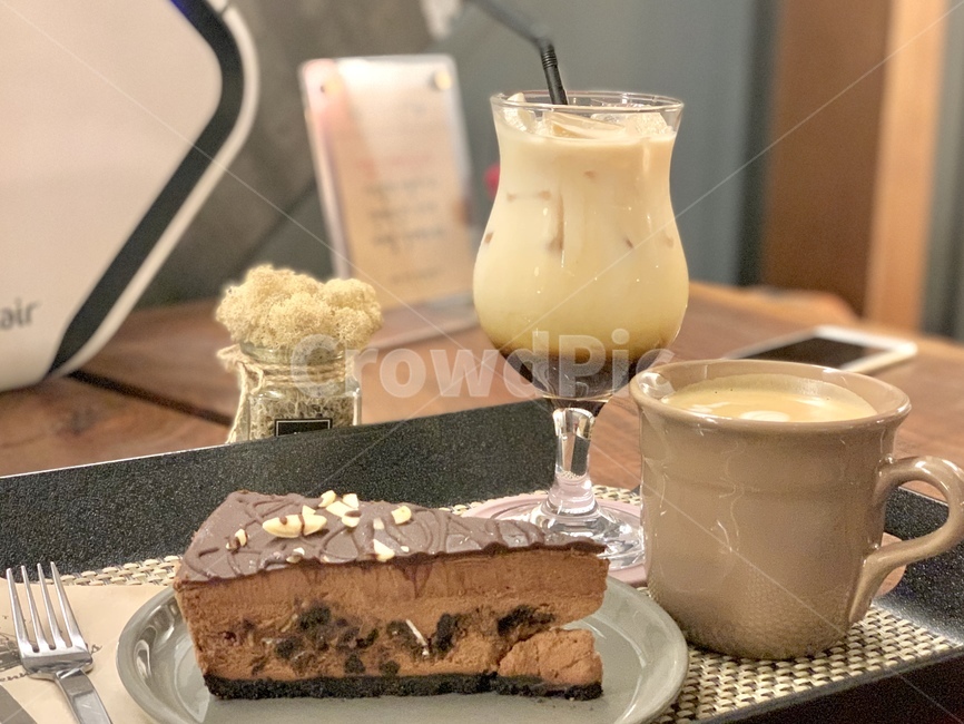 카페,케이크,케익,커피,라떼,조각케이크,latte,coffee,cafe,디저트,간식,후식,dessert,snack,커피,카페,coffee,cafe