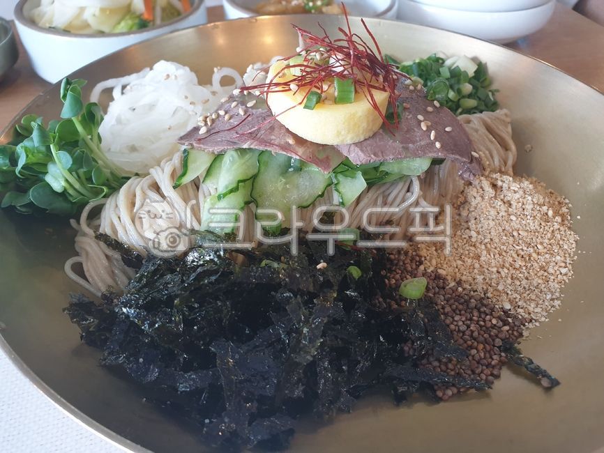 국수,noodle,food,음식,들기름막국수