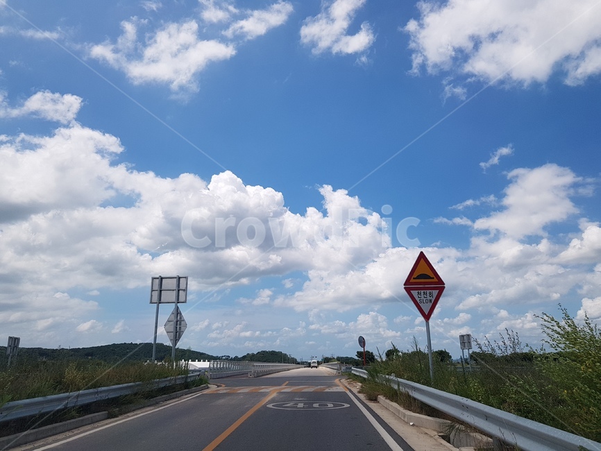 여름,하늘,풍경,맑은하늘,구름,도로,summer,sky,clouds