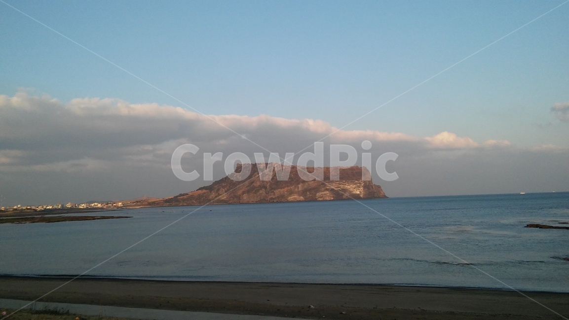 자연,outdoors,해안선,바다,coast,자연,풍경,nature,landscape,land,땅,옥외,shoreline,water,물,ocean,대양,sea,연안