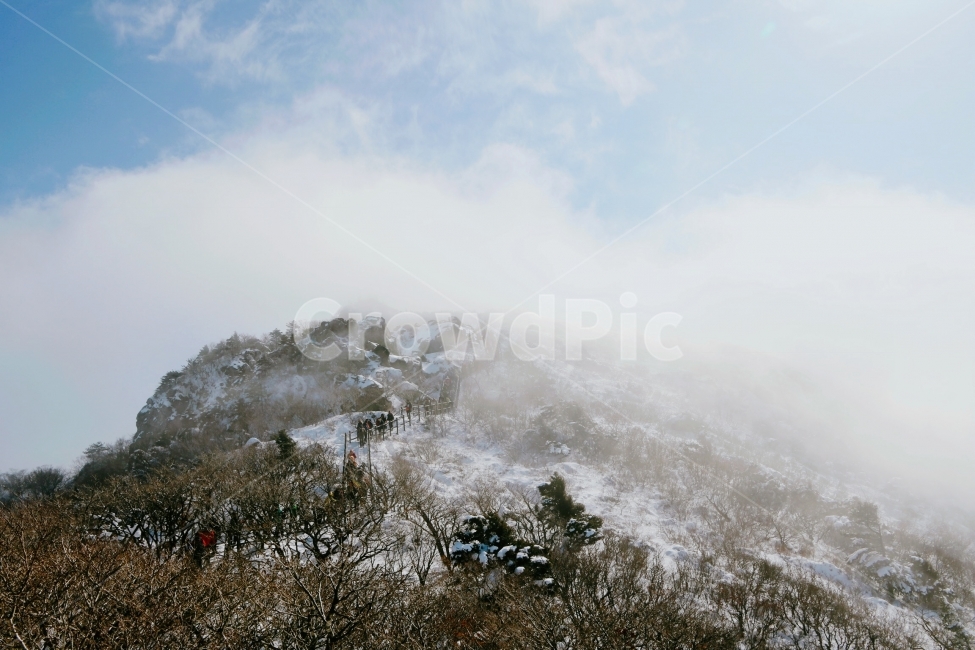 겨울,산,등산,덕유산,설경,자연,풍경,한국자연경관,하늘,설산,snow,nature,sky,mountain,겨울,계절,winter,season,자연,풍경,nature,landscape,한국자연풍경,한국자연경관,korea nature landscape,weather,날씨,outdoors,옥외,tree,나무,plant,식물,abies,아비,fir,전나무