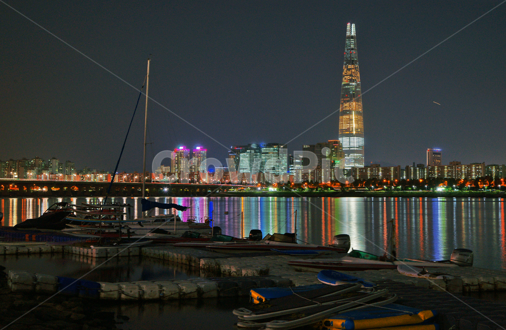 잠실,한강,요트장,뚝섬,요트계류장,반영,야경,야경,밤,풍경,nightscape,night,landscape,도시,city,한국도시풍경,한국도시경관,korea cityscape,water,물,waterfront,워터 프론트,vehicle,차량,watercraft,선박,transportation,교통,vessel,용기,pier,교각,port,포트,dock,독