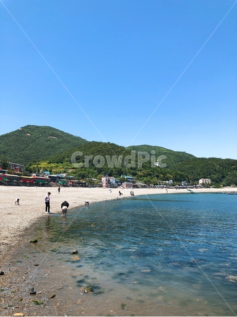 해안가,바다,자연,풍경,배경,화사함,자유,힐링,휴가,휴식,쉼터,산책,nature,야외,자연광,초록,푸른