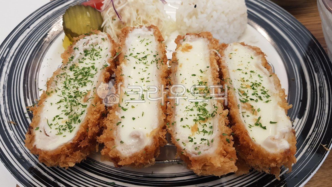 돈까스,치즈돈까스,치즈돈카츠,치즈돈가스,돈가스,일식