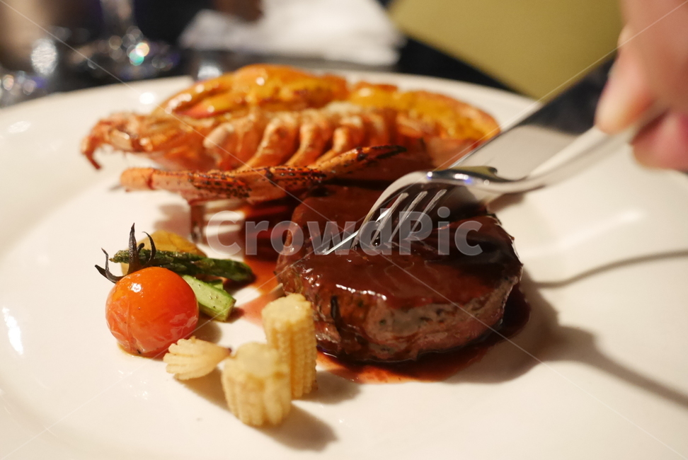 스테이크,고기요리,레스토랑메뉴,미디움레어,안심스테이크,음식,식재료,요리,food,cook,meal,dishes,food reserves,육류,고기,meat,양식,서양음식,서양요리,western food,western dishes,western meal,western cook
