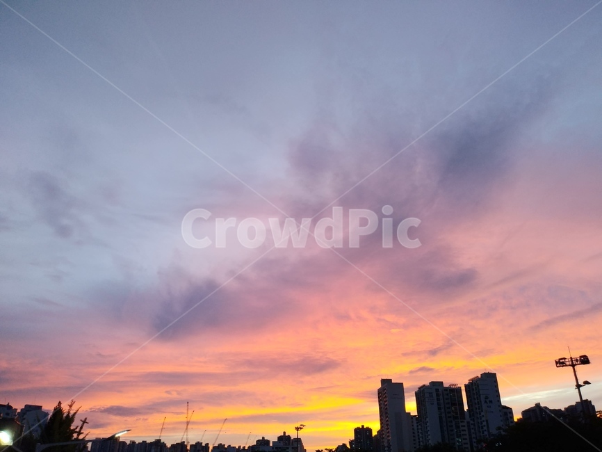 하늘,sky,감성,풍경,붉은하늘,핑크구름