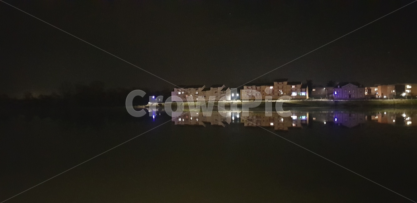 프랑스야경,유럽야경,water,물,river,강,물반사,대칭,뾰족한탑,architecture,건축물,building,건물,탑,야경,밤,풍경,nightscape,night,landscape